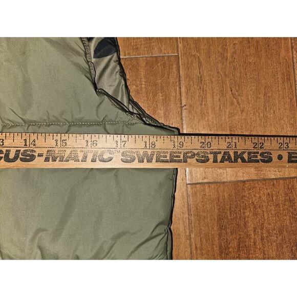 REI Co-op Groundbreaker Insulated Vest Army Green Synthetic Size Medium - Picture 12 of 15